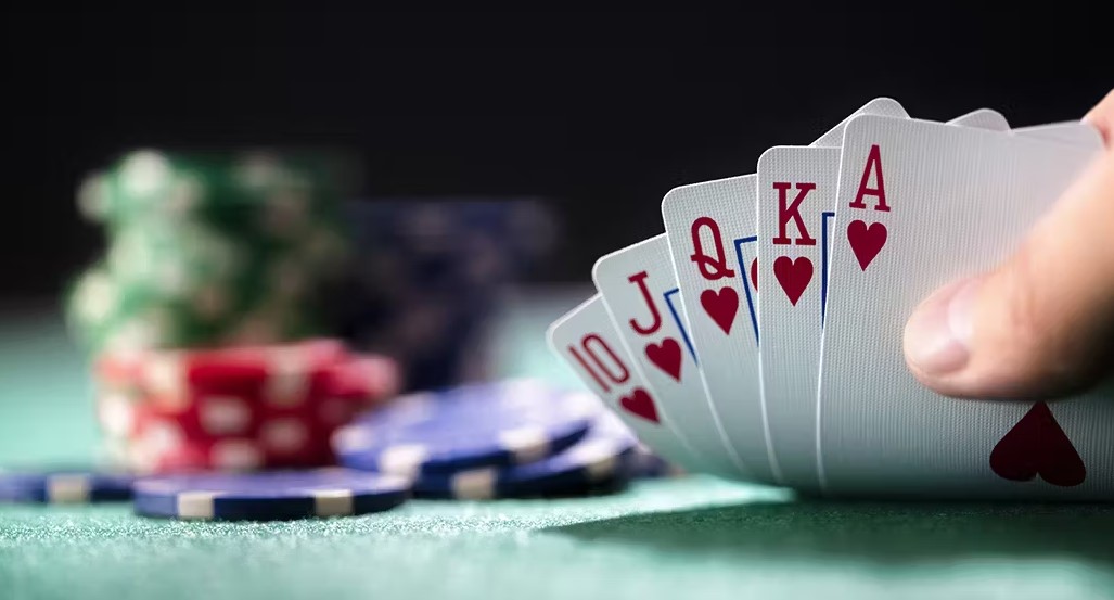 Nắm rõ các tổ hợp bài trong game